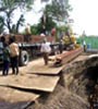 Perbaikan Jembatan Molor, Jalur Situbondo Masih Terputus